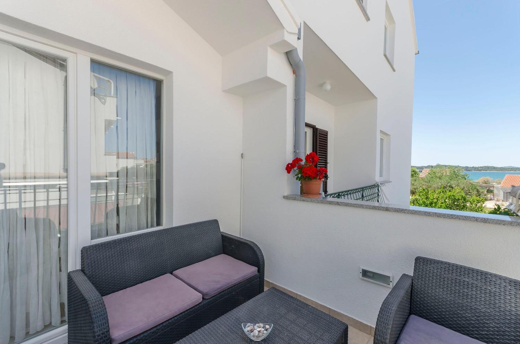 Apartments Grgo Vodice Exterior photo