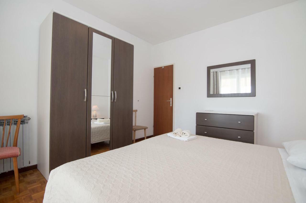 Apartments Grgo Vodice Exterior photo